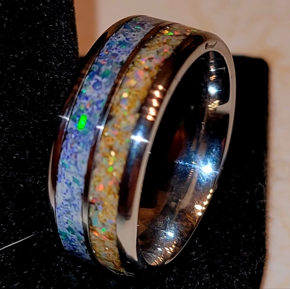 Custom handmade opal glow ring - Picture 2 of 7